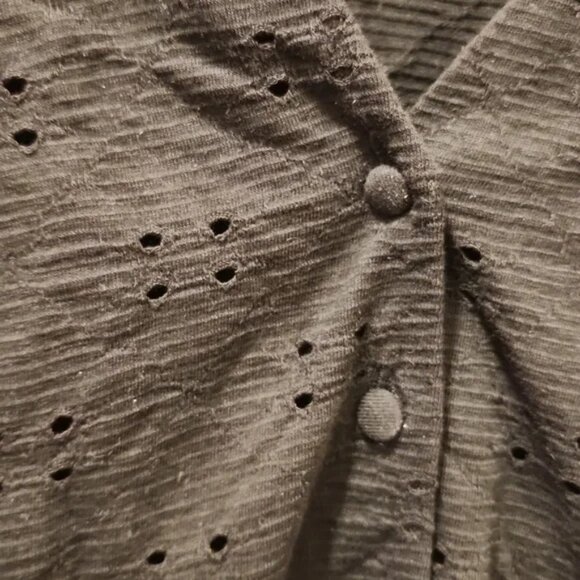 H&M Black Eyelet Puff Sleeve top - XS - Picture 8 of 11